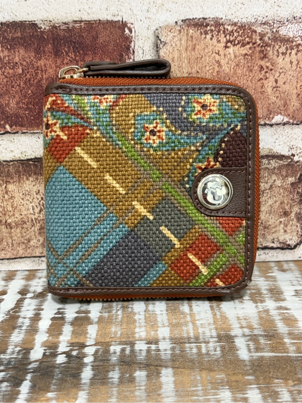 Spartina 449 “Gracie” Small Zip Around Textured Linen Canvas Wallet NWOT